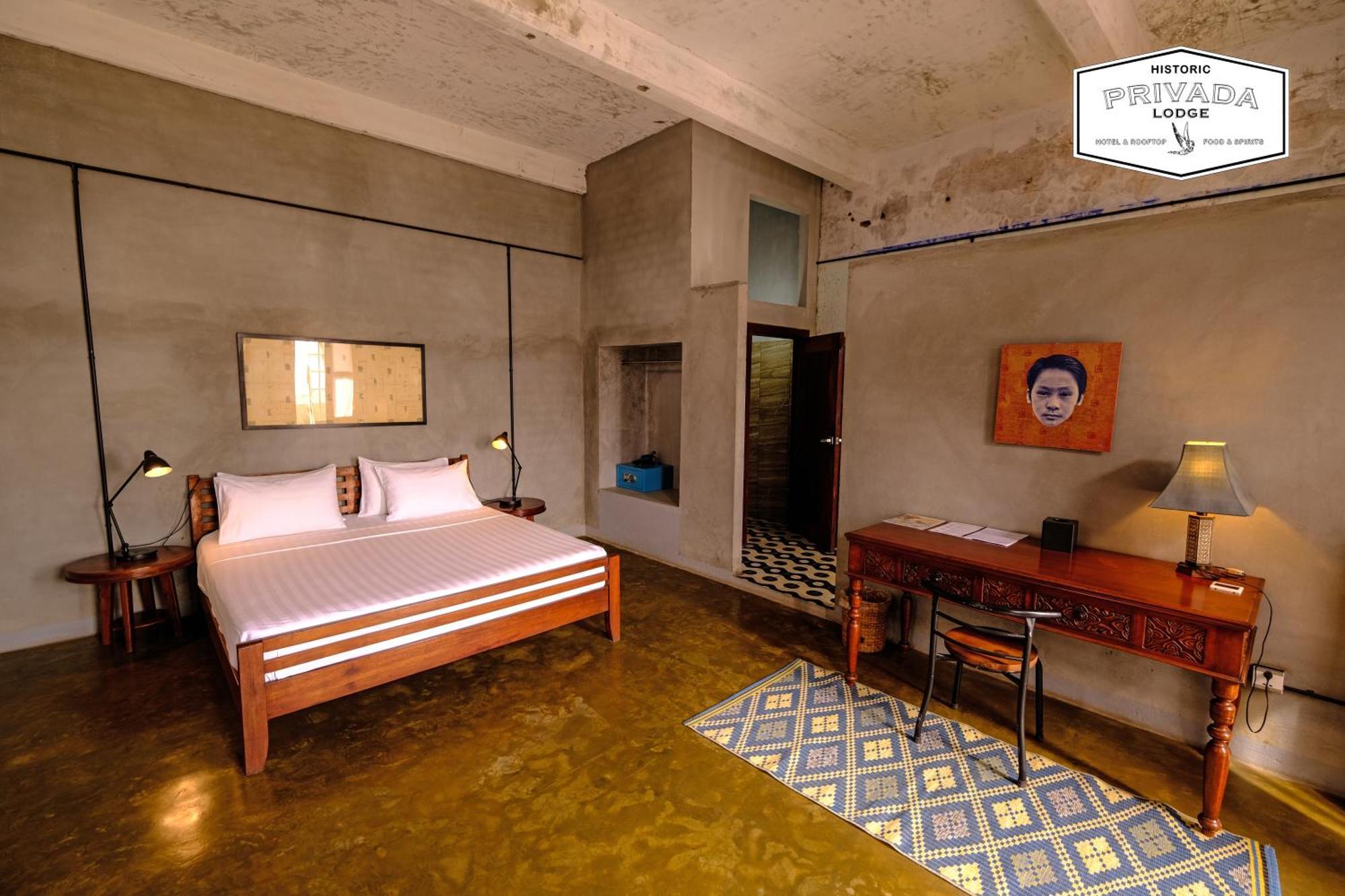 Privada Lodge - Historic Hotel Кратие Екстериор снимка
