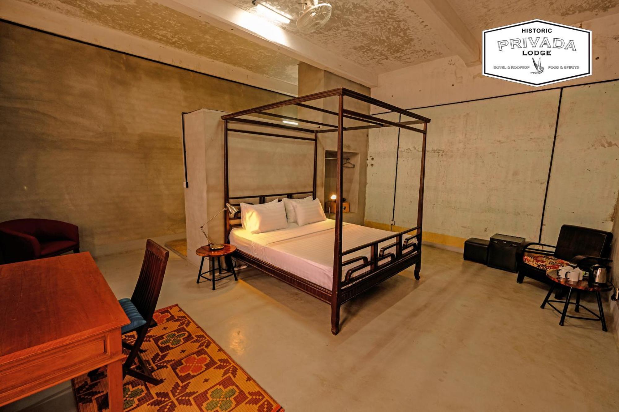 Privada Lodge - Historic Hotel Кратие Екстериор снимка